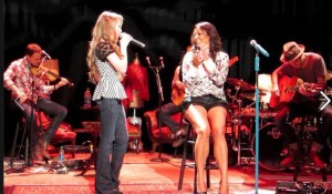 Lauren Elise w/ Sara Evans