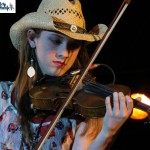 Maggie Baugh, photo, fiddle