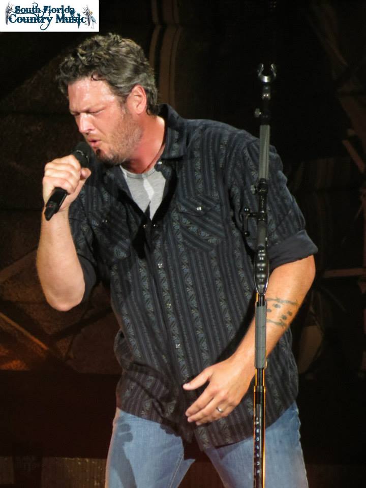 Blake Shelton, Carly Pearce, Jackson Dean - Jacksonville