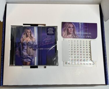 Carrie Underwood Denim & Rhinestones CD Box Gift Set - Image 2